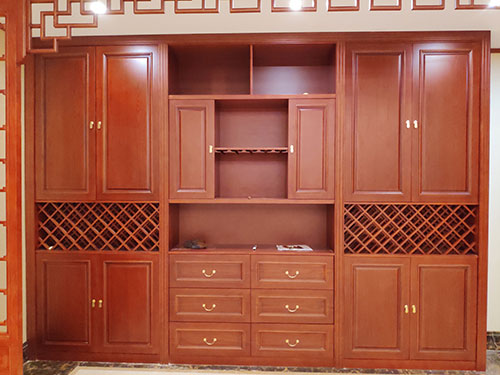 珠晖中式家居装修之中式酒柜装修效果图